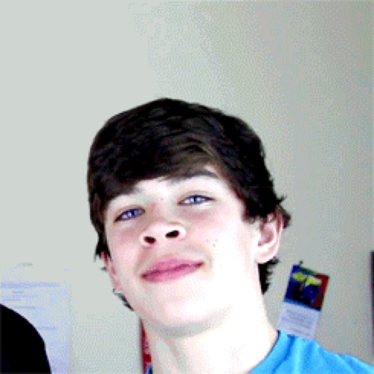 FOLLOW @HIGHWITHHAYES IF YOU LIKE CHOCOLATE CHIP COOKIES