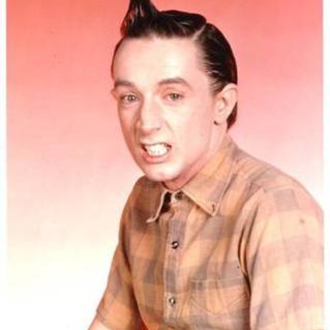 JamesHowdyshell's profile picture. Yes, it's really me!