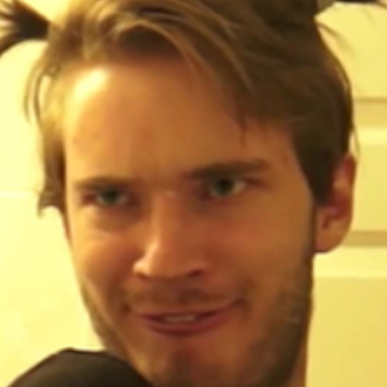 Notice me Senpai. I'm a vampire now thanks to @Vampire_Rick