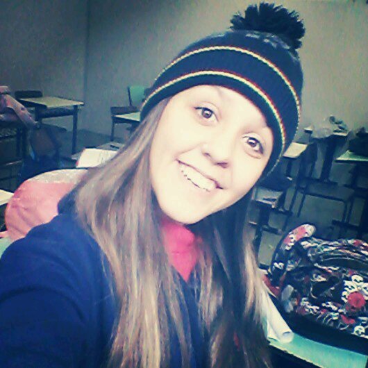 Mana, sabe que mesmo agente não estando sempre juntos nossa amizade vai ser até dps do fim ok? eu te amo e nunca esqueça disso, e conta comigo pra sempre ! s2