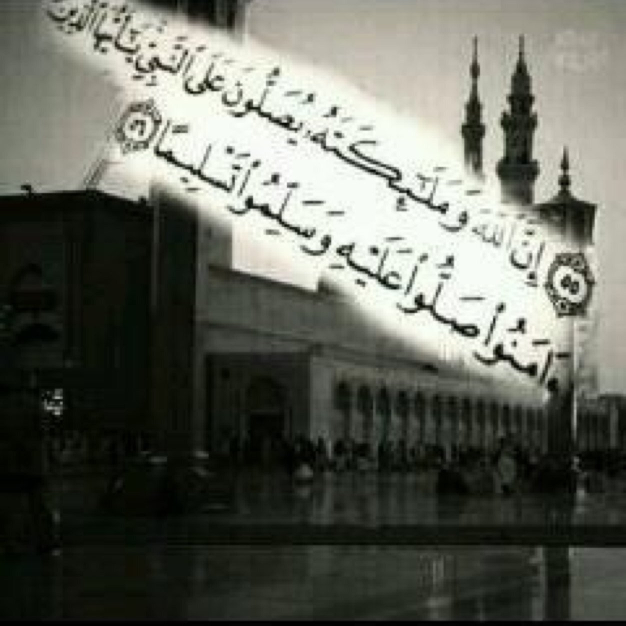 هذا الحسآب صدقةة جآريةة لِ فيصل و مبارك و محمد العتيبي ولي ولوآلديني ولمن يقوم بنشر التغريدات ولجميع المسلمين ♡♡' {وذكر فإن الذكرى تنفع المؤمنين}