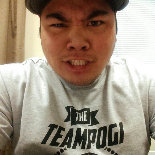 Bastostweets's profile picture. 