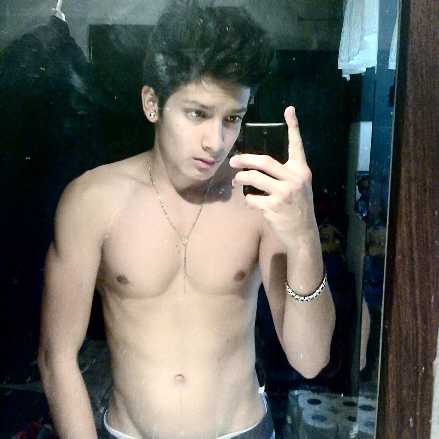 Fútbol Americano! :3 CB#88(;  Fútbol (: ,Fifa, Madden, Kick boxing, Follow me.