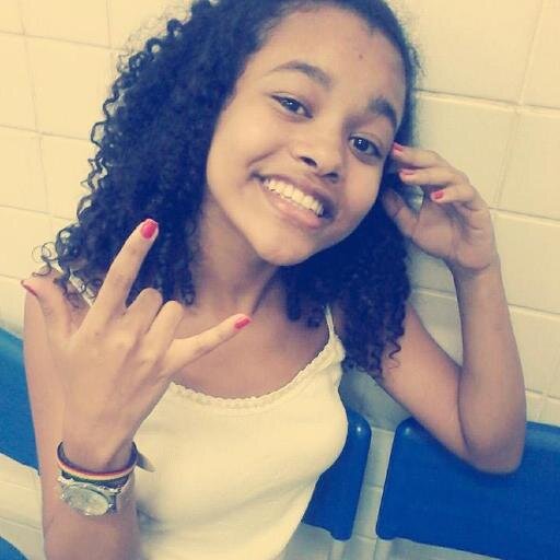 na vida eu só quero amor,paz,sossego e liberdade.                                                                             http://t.co/yBXIu77i .