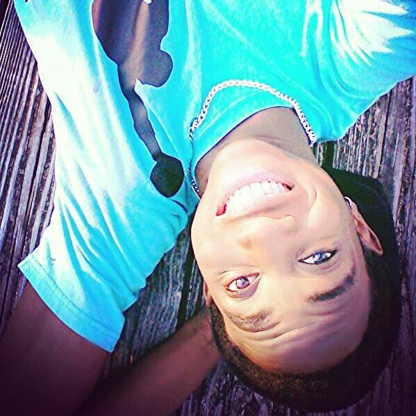 I love to sing rap in play piano in dance money & god in mom