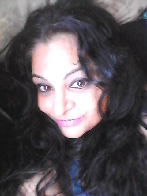 I am fighting a battle against ALS! I am aproud Native American woman, Just looking for friends . I am loud, out spoken and not afraid to say what's on my mind.