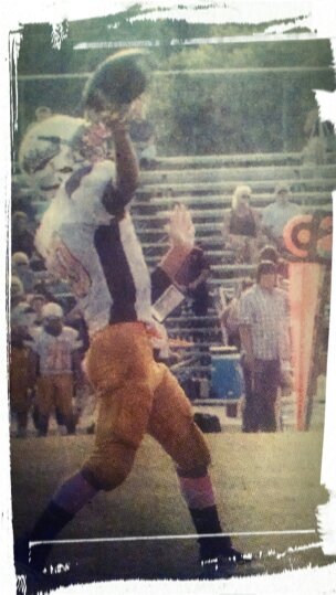 2711Hunter's profile picture. play football because its not only a game but its a way of life.
-Hunter Daniel Mitchell
Matthew 12:21
In him is where nations put their hope