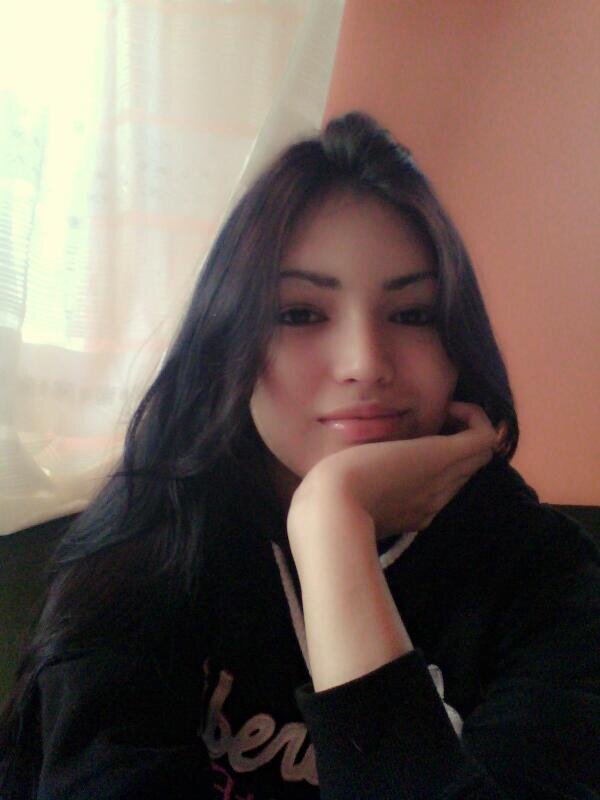 tanygalvez's profile picture. Comediante / Poetisa @Plrosswell