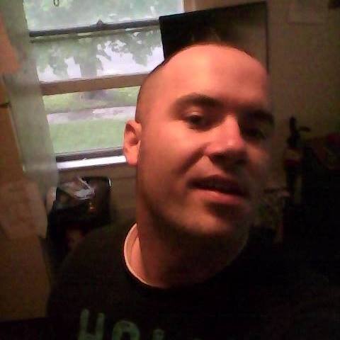 United states Army 12 year vet  , internet entrepreneur and love the benefits,2 kids kaden and josiah