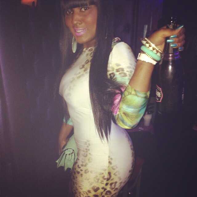 Instagram: imtorijnae
♥TEAMARIES 04.14
#TEAMDARKSKIN 
SHUT UP BITCH FOLLOW 