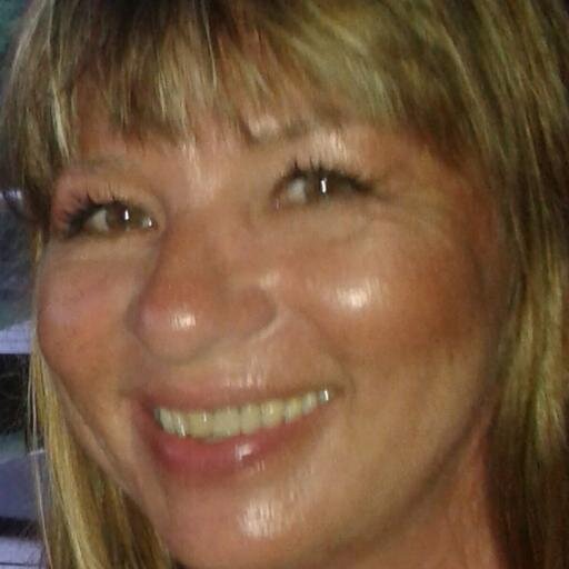 Self employed, conference organizer, workshop administrator, artist, love to read, love animals, love life