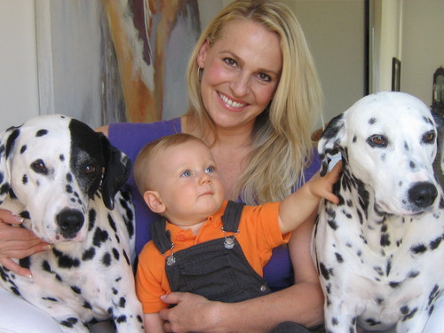 caninecolors's profile picture. Author of Canine Colors...a new, unique way to discover your and your dog's personalities, actress, host, producer.