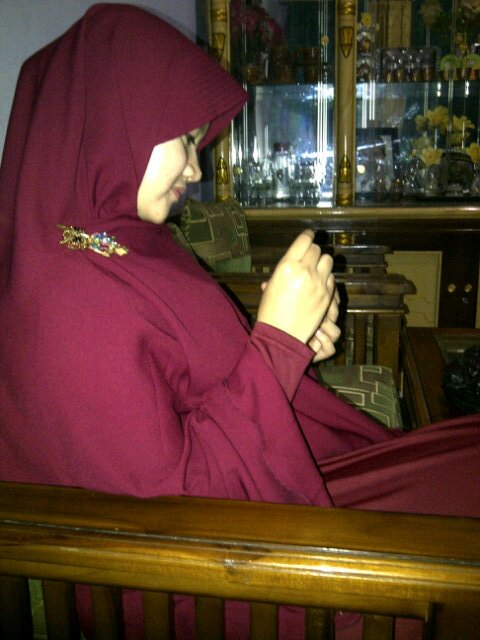#Hijrah#HijabSyar'I#KeepIstiqomah :')  | follow @Hepi_Keripik