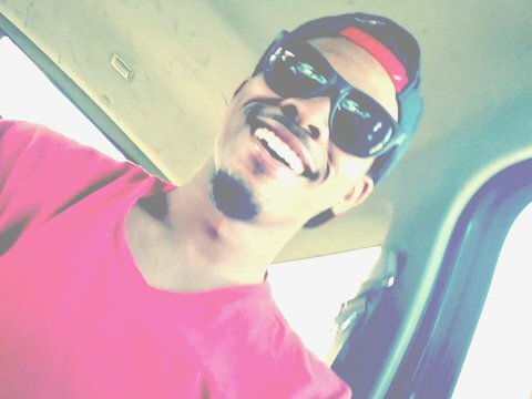 HosaJones's profile picture. Free Me