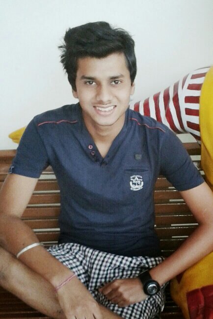 hearts3535's profile picture. I'am very simple boy hehe   follow me and I will be surely follow you back Thanks Tweeters mates ^_^ ( ♡♥♡ )  ^,^