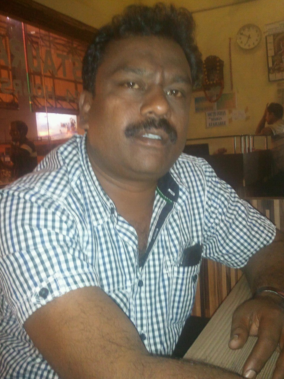 kadresh15's profile picture. 