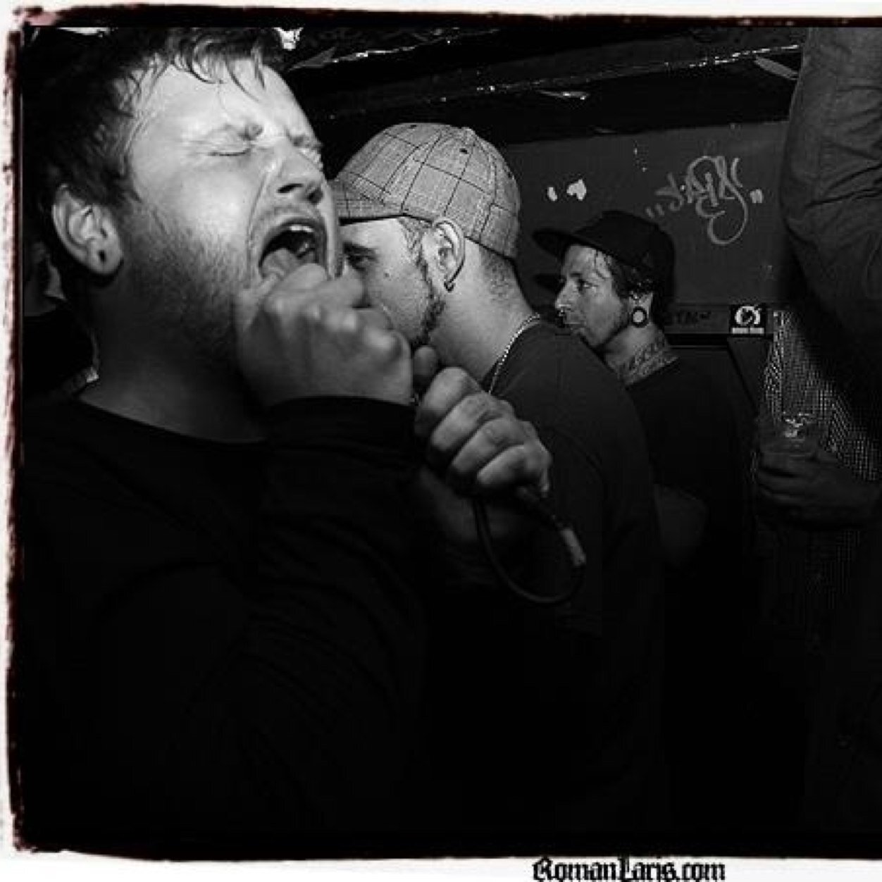 Barber @holleymans_barbers | vocals @3monthstokill | Laser Tattoo Removal