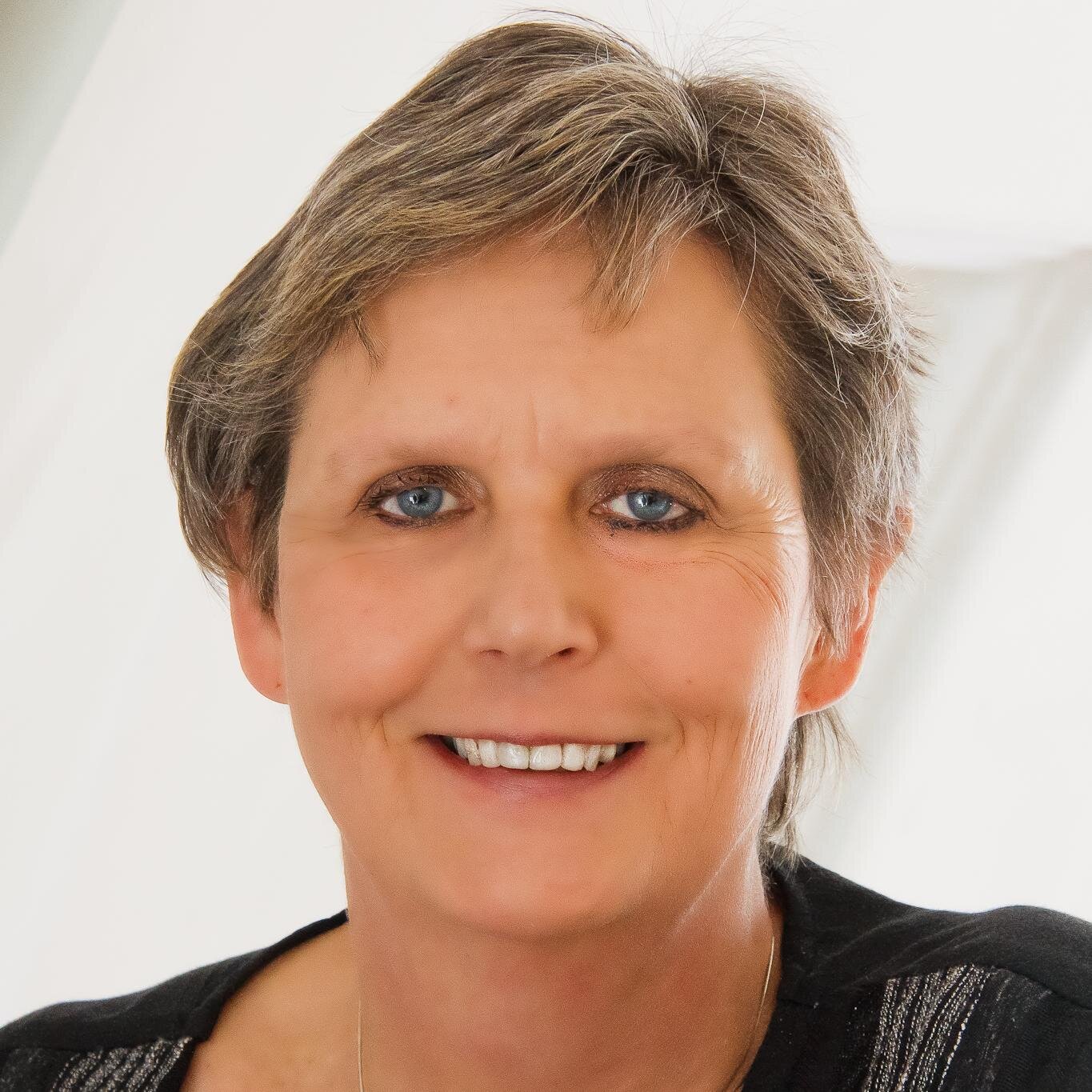 Strategy and Personal Guide at Raizcorp, Alchemy Consulting and Business Coaching #GenderAlchemy, using NLP,  Processwork,  Relationship Systems and Archetypes.