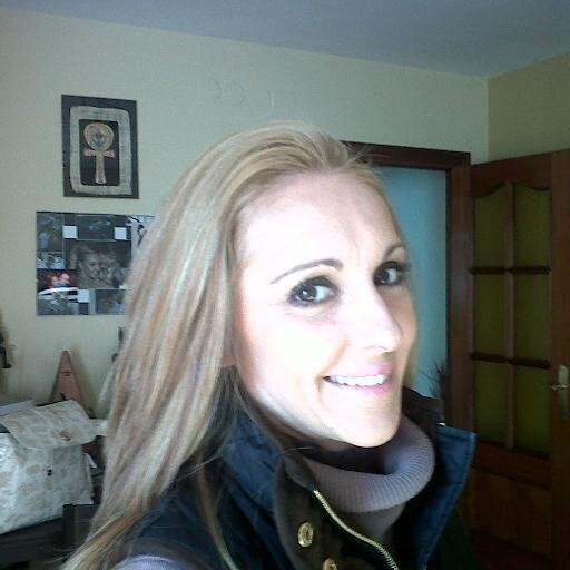 anahernandezca7's profile picture. 