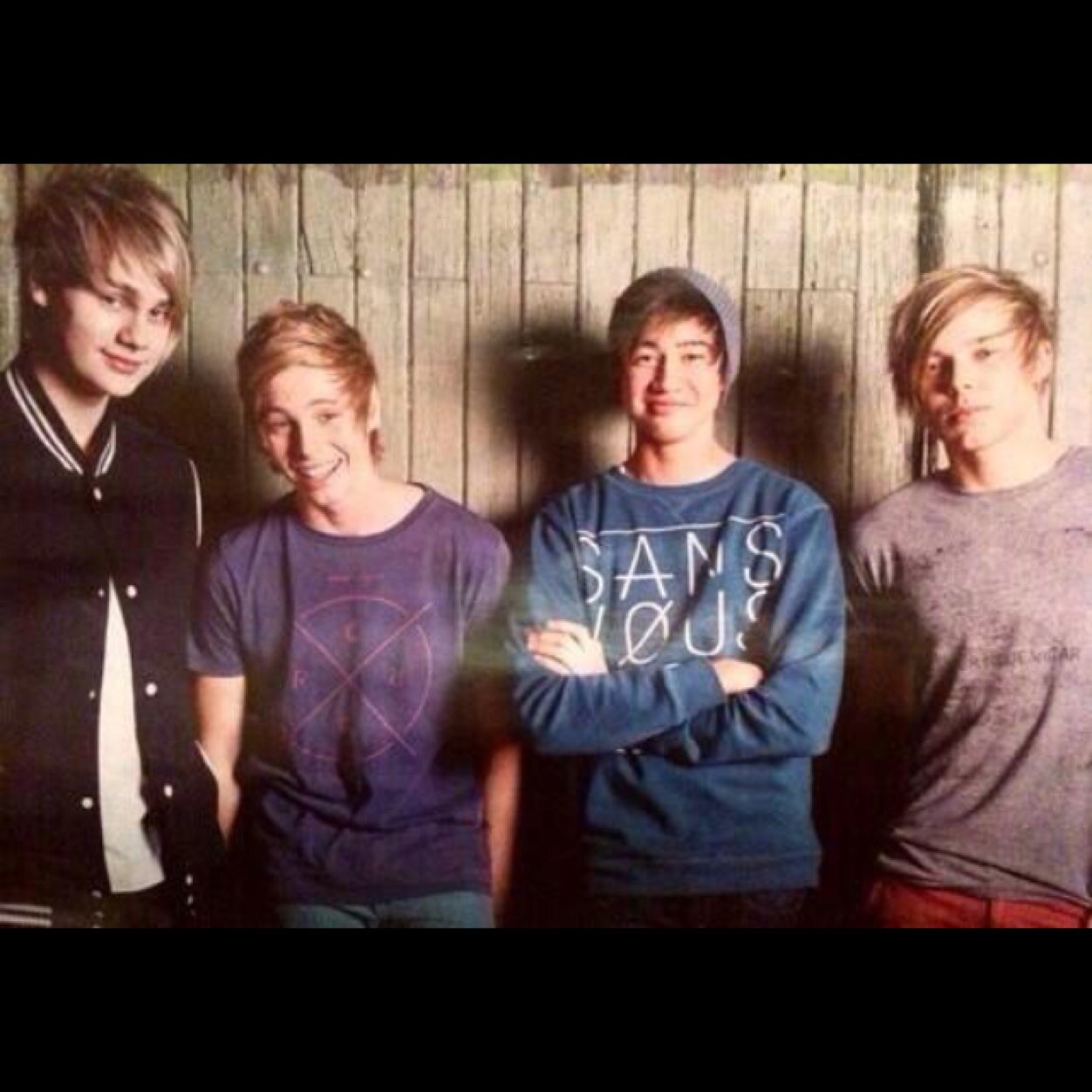 When u follow i follow back
People who care for me i care for them