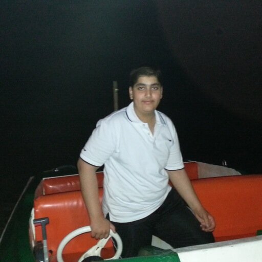 hi 
im amir hossein
im iranian
im in high school