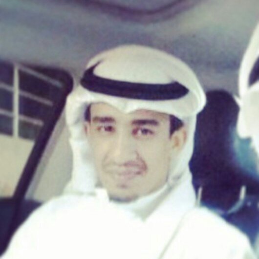 ‏اللي بيحب ب يضحي