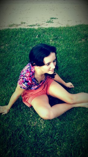 singing●modeling●5sos●aries●guitar●cello●netball●followforfollow