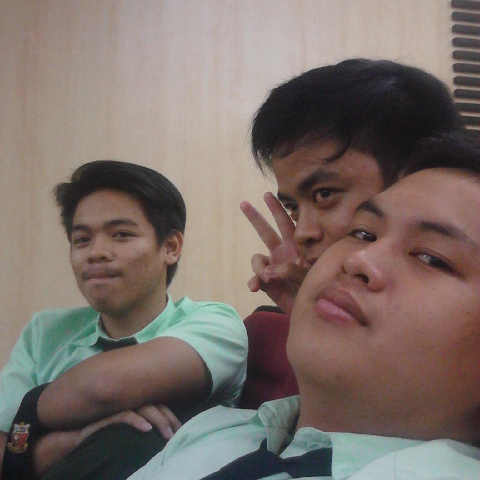 kendyray1's profile picture. Be what you want to be. Believe what you believe. Think what you think you are.Be yourself and stay cool................ #haisssss #stresssss