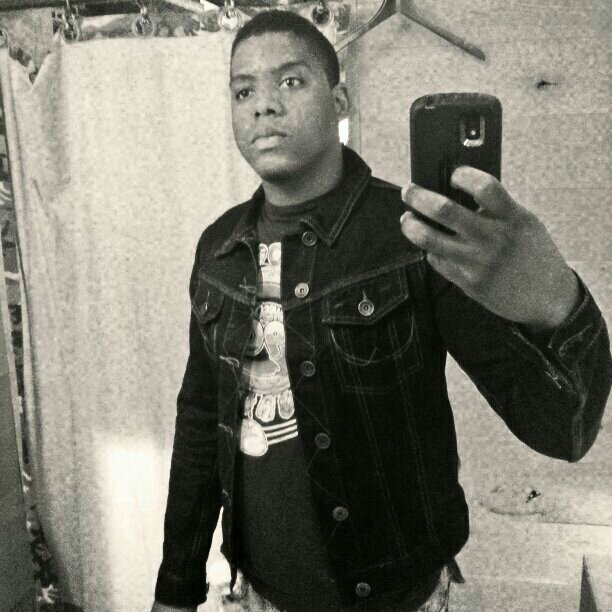 taking leaps to the path unknown. 23 love live laugh!!! respect the nerd