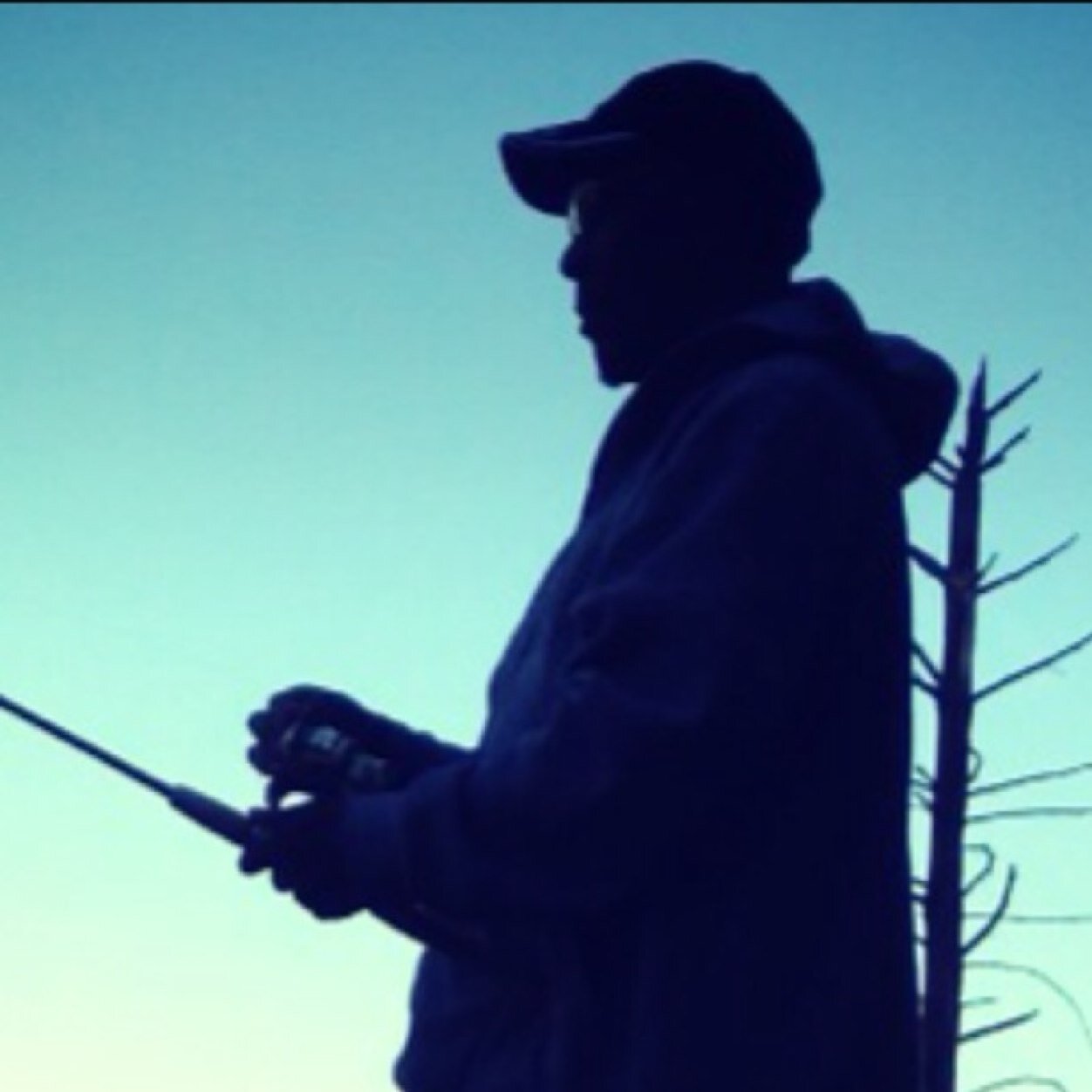 lthowe's profile picture. 