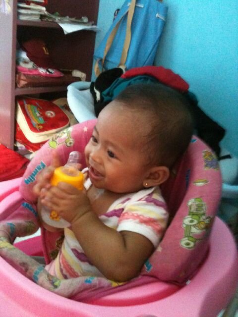 Embunnya baby agatha.belahan jiwa nya bapak giri.