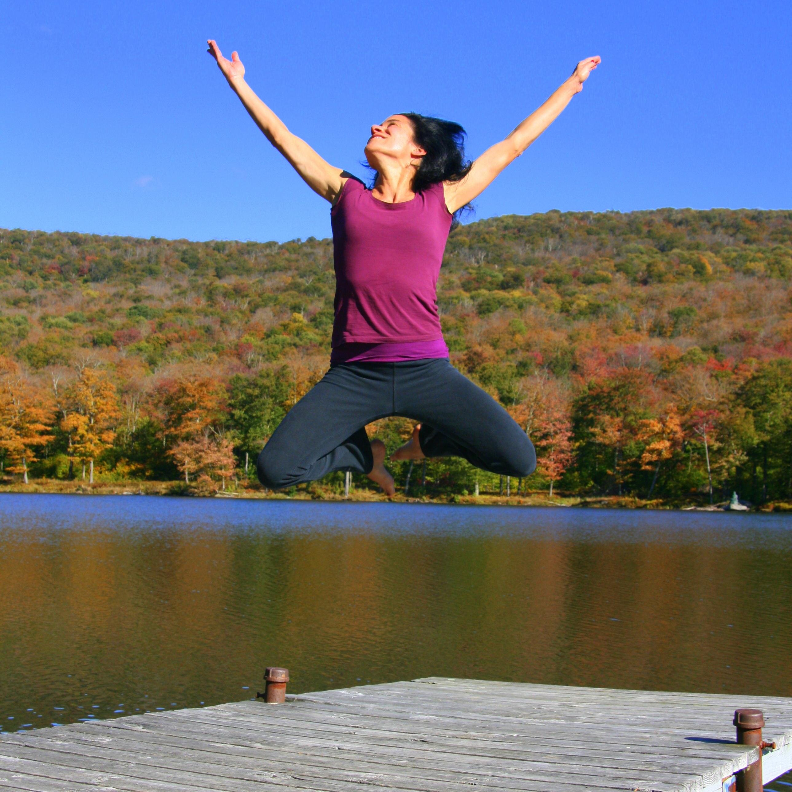 ZenMoves's profile picture. #Dance meets Eastern philosophy & #meditation. #Artist exploring the visionary & #transformational. #Healing  #Podcasts @zenspacestudios FOUNDER