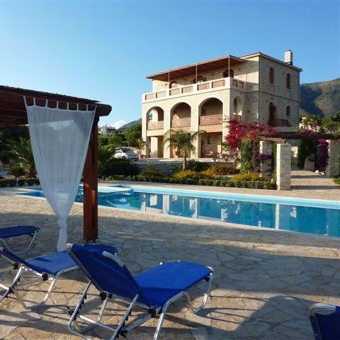 crete_escapes's profile picture. Beautiful Villas to rent in Crete, Greece. Find out more about our great deals on our website below!