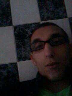 ziani993's profile picture. 