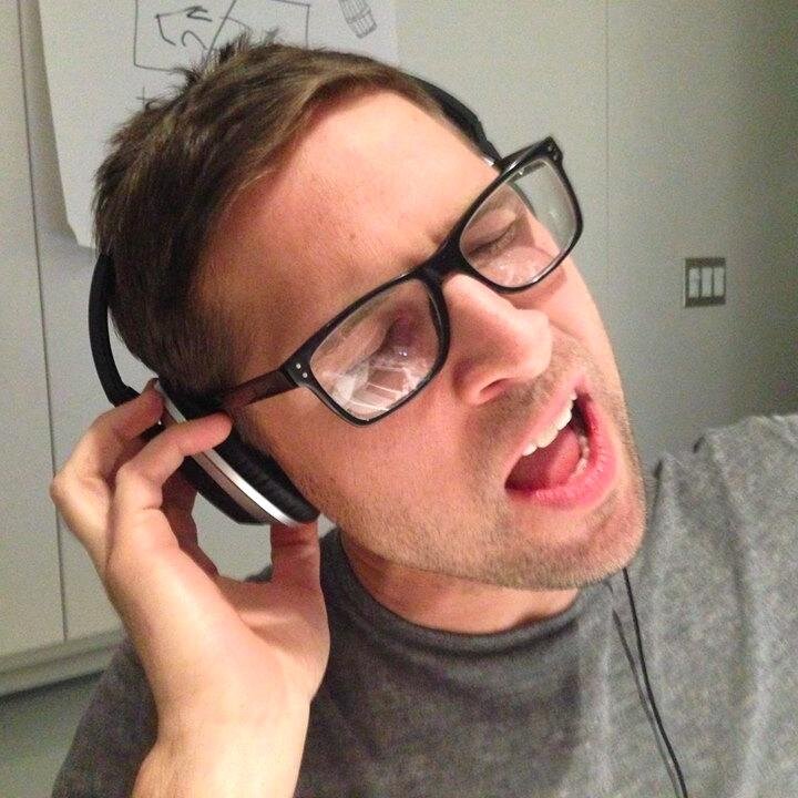 eazya313's profile picture. Copywriter and future CEO of a small company you've probably never heard of.