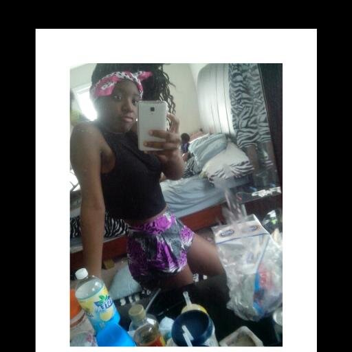 N i a s h i a . Kik _naybleehh . IG: itsnaysha_ .