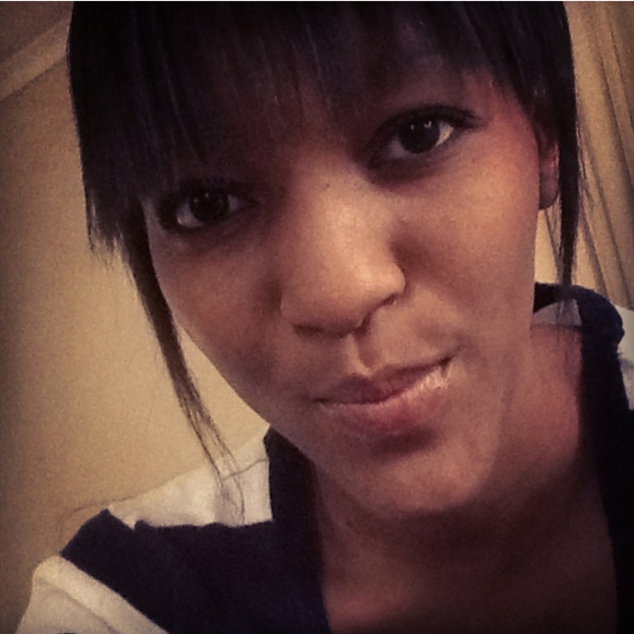 1dimpl3's profile picture. Your happiness depends entirely on the quality of your thoughts...