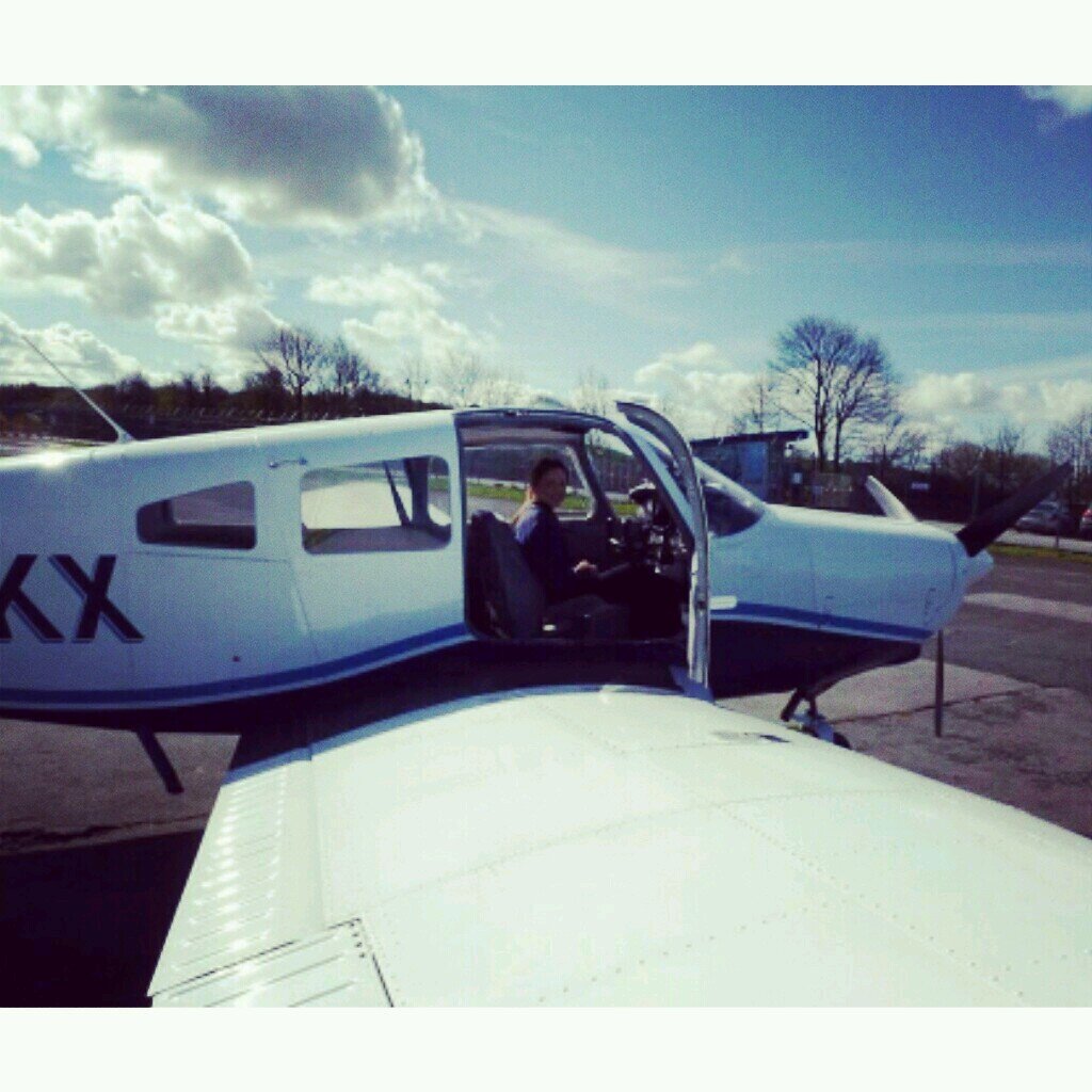 kirst_e_stone's profile picture. 