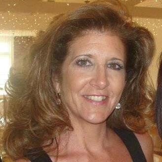 brianne2682's profile picture. Sunshine, on my shoulder, makes me happy...