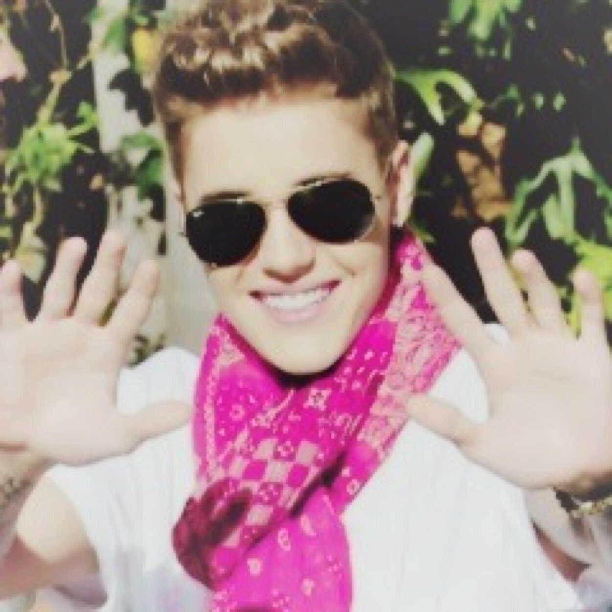 canadiandrews11's profile picture. FOLLOW @canadiandrewx OR UNFOLLOW