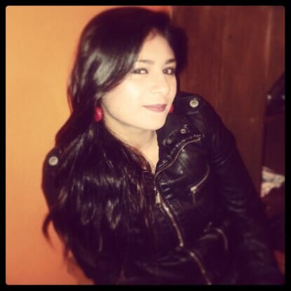 La felicidad es interior, no exterior; por lo tanto, no depende de lo que tenemos, sino de lo que somos.