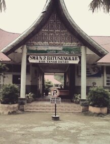 Smandabatsa's profile picture. Un-official account of SMA N 2 Batusangkar. Akreditasi : A . GSP . OSIS SMANDA . PRAMUKA SMANDA . PMR SMANDA . Bhinamusika SMANDA . NasyidGrup SMANDA .