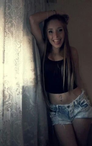 SONRIELE A LA VIDA Y ELLA TAMBIEN LO HARA!!
seguime y te sigo