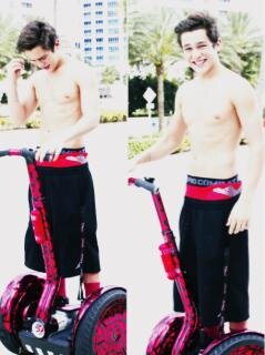 ☆Austin be my Brad Pitt and i'll be your Angelina★