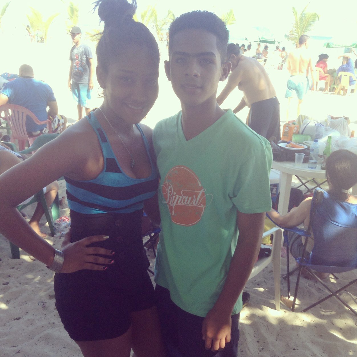 •No Confio En Amiqas• 26|10|13 L & A ♡• El es mi Todo & lo Amo ♡