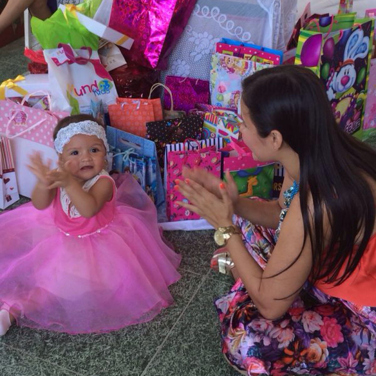 Abogada, especialista en dcho adtivo y alta gerencia,consetida de Dios, la bendicion mas grande de mi vida MARIANA, 👨‍👩‍👧❤️