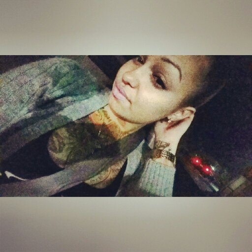 CallmehTiny's profile picture. T. Tiny. Savina. Vina. Nina. Nizzo. Nova. 
workin3jobs19 ♒ 
I know you see me, I'm cute as shit -M