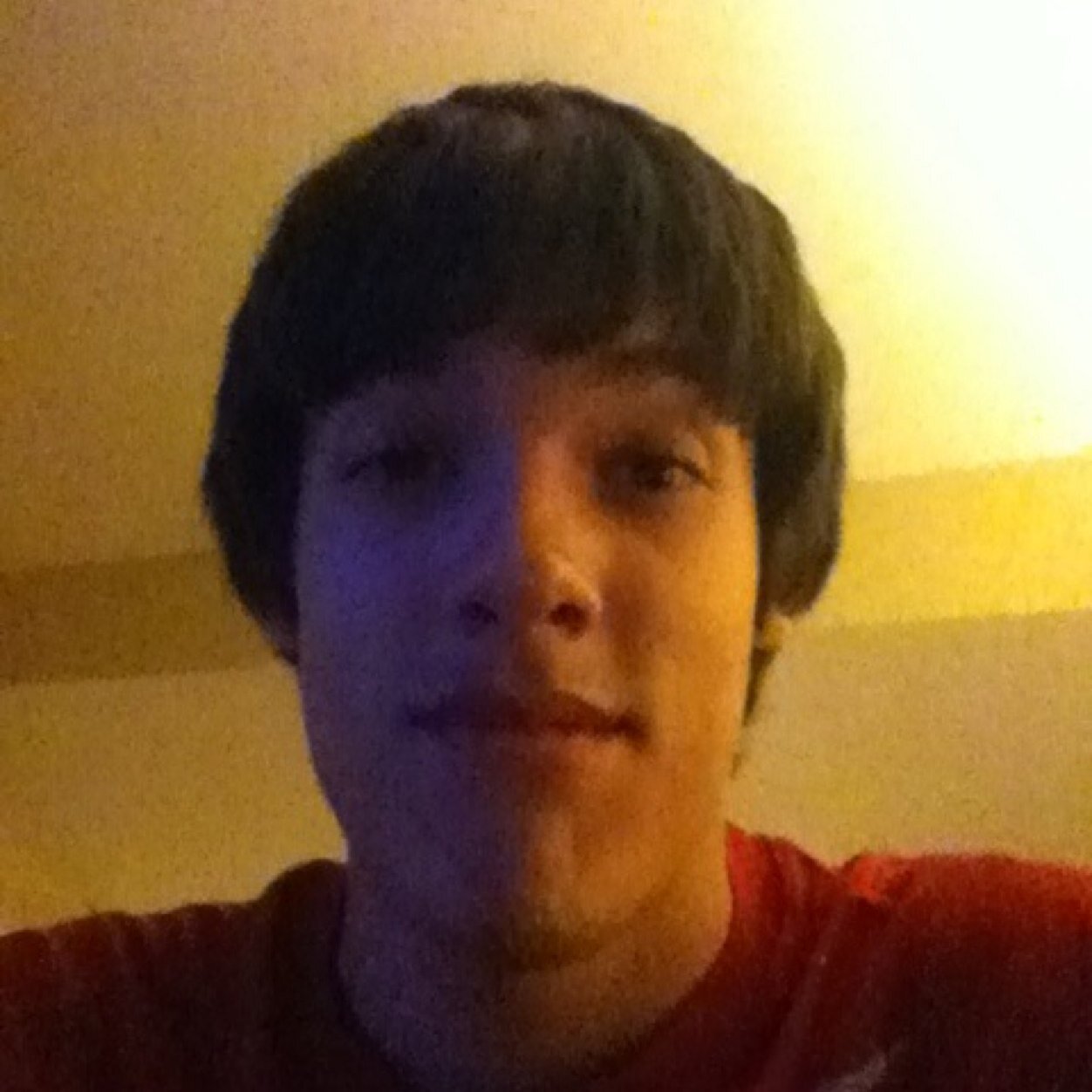 r3dzni3jaz's profile picture. Hey I'm Brenden and i like to skateboard and play video games.