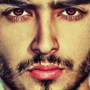 heeshoooooo's profile picture. 