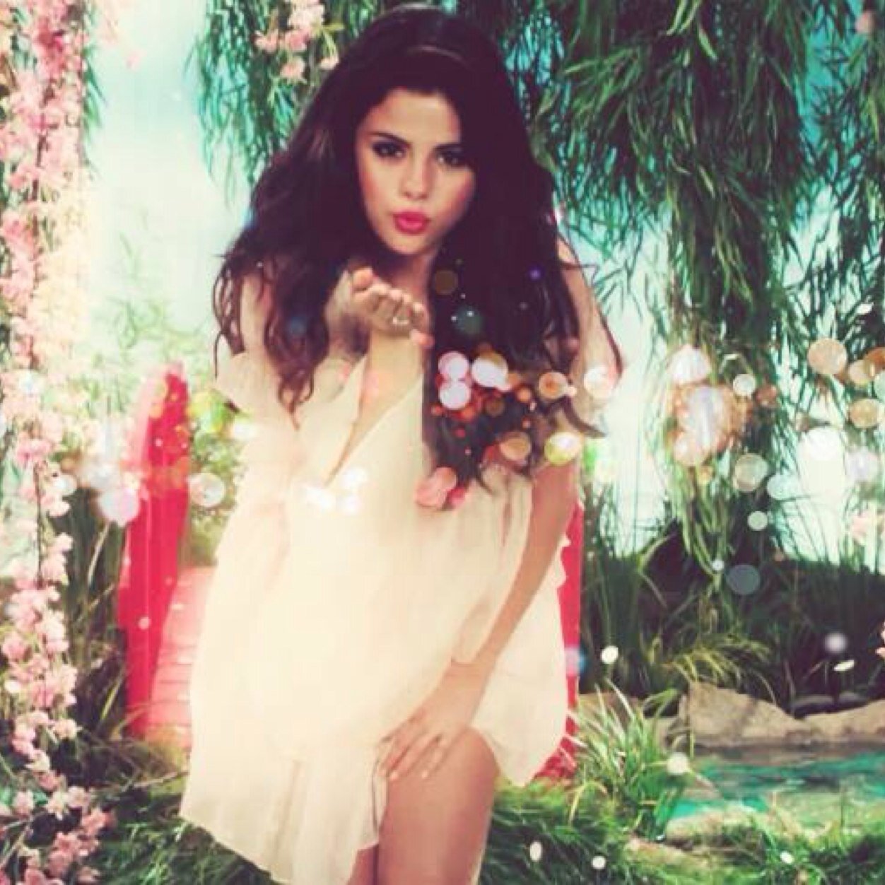 The team selenators Toutes les photos sur la magnifique selena ❤ #SelenaGomez